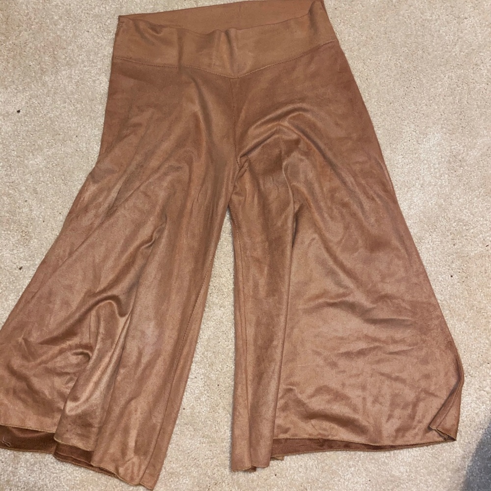 Velvet Gouches